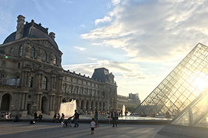 パリで開催中のCineclub Paradiso Louvreイベントのご報告